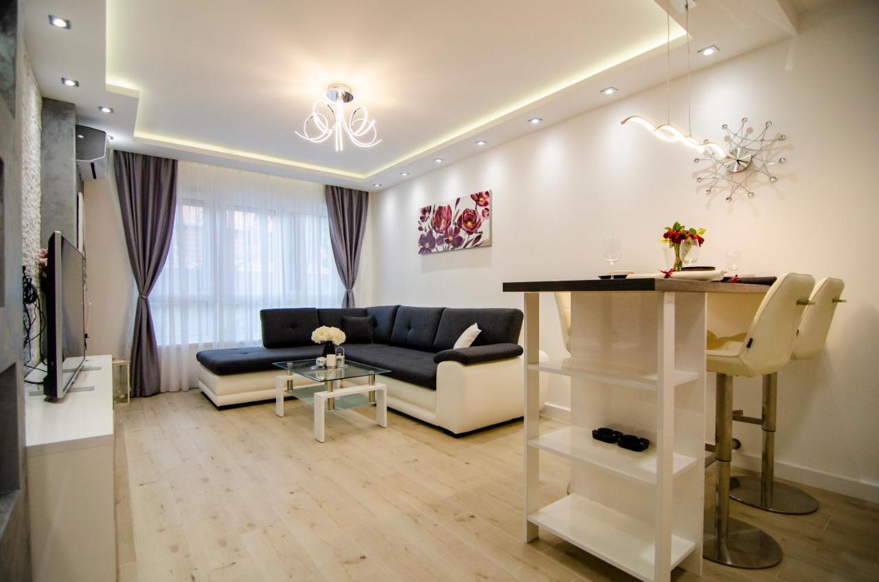 Apartman Mdb Lux Суботица Экстерьер фото