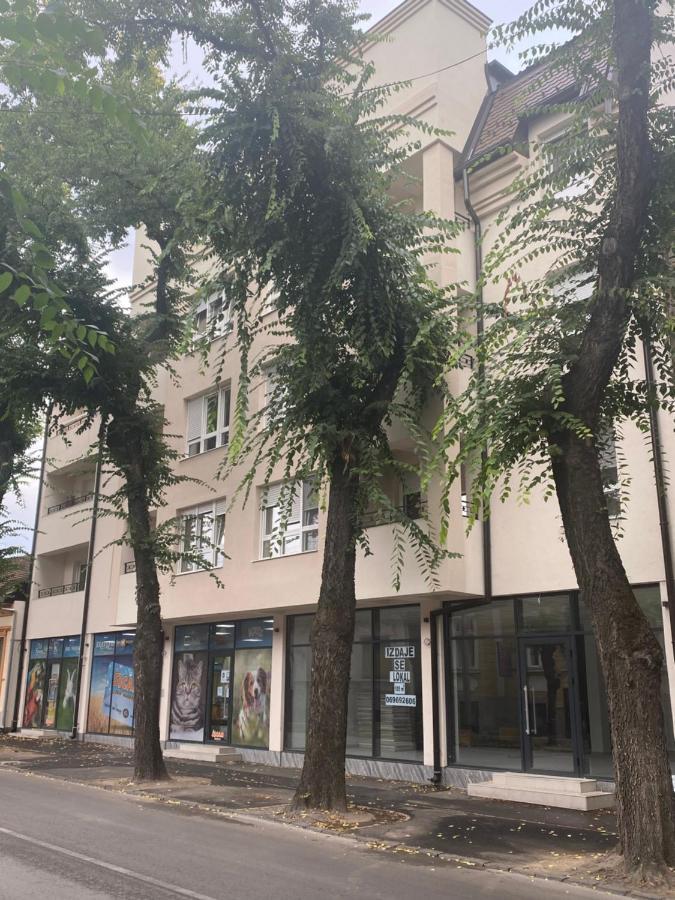 Apartman Mdb Lux Суботица Экстерьер фото