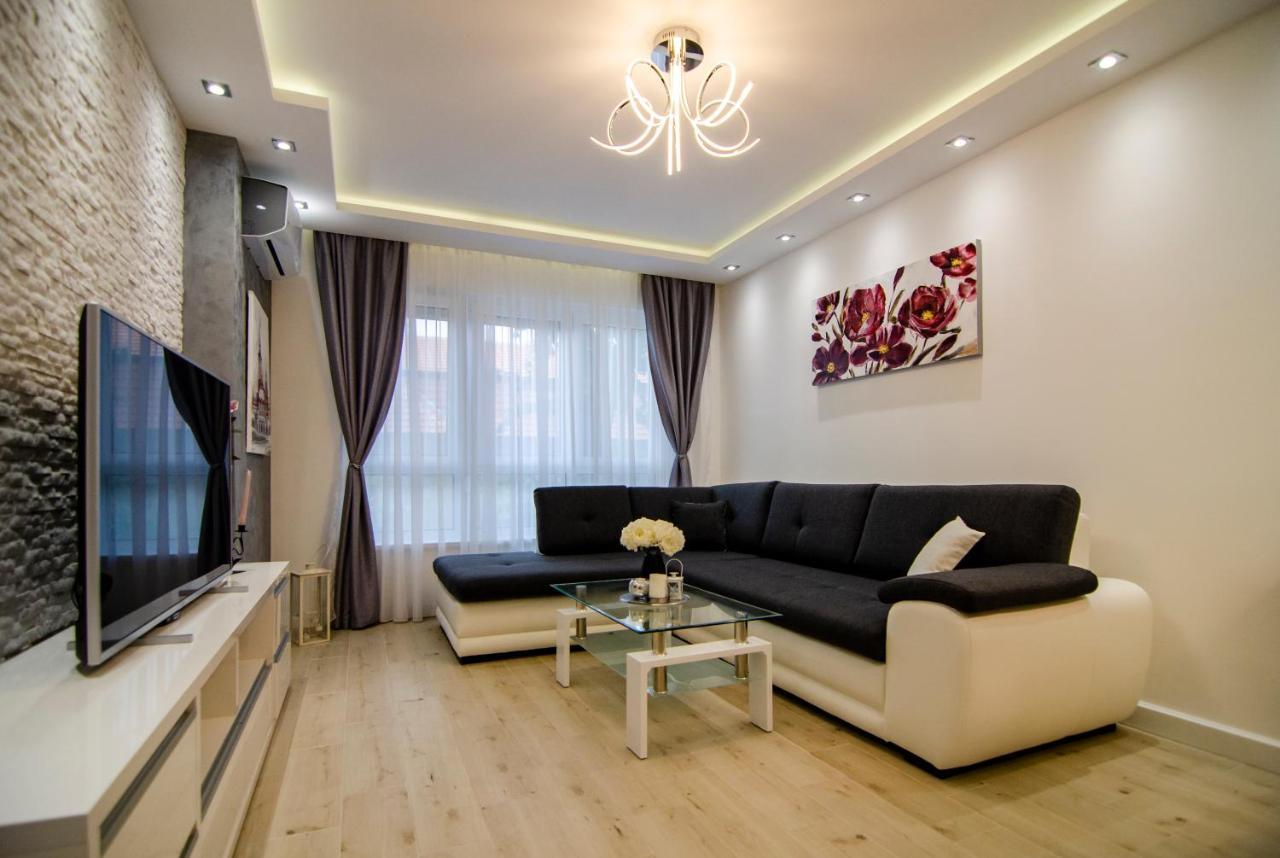 Apartman Mdb Lux Суботица Экстерьер фото